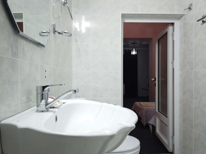 Aisha Otel Semerkant Dış mekan fotoğraf